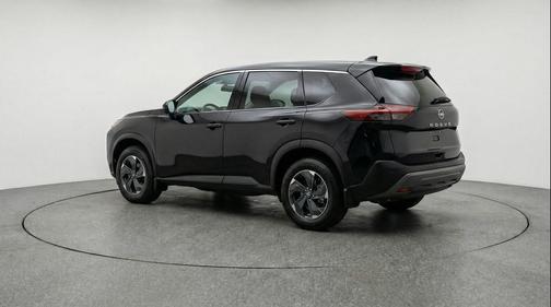 Super Black 2025 Nissan Rogue SV