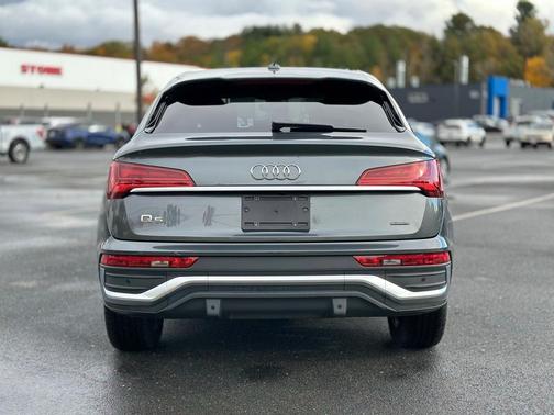 2025 Audi Q5 45 S line quattro Premium