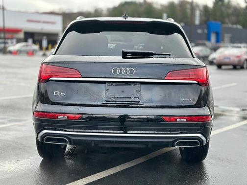 2023 Audi Q5 45 S line quattro Premium