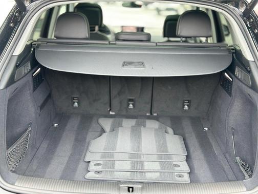 2023 Audi Q5 45 S line quattro Premium
