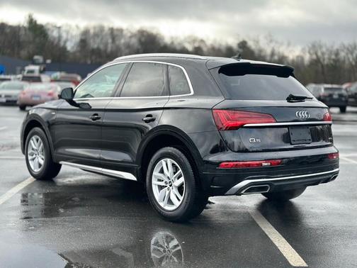 2023 Audi Q5 45 S line quattro Premium