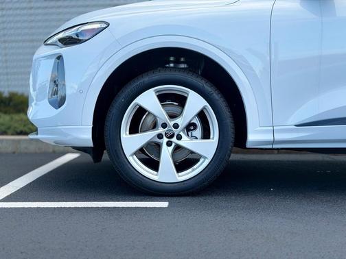 2025 Audi Q5 2.0T quattro Premium