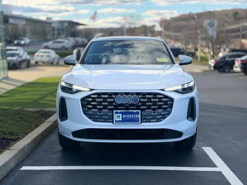 2025 Audi Q5 2.0T quattro Premium