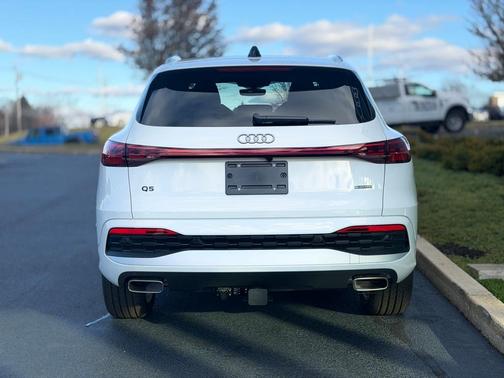 2025 Audi Q5 2.0T quattro Premium
