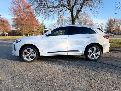 2025 Audi Q5 2.0T quattro Premium