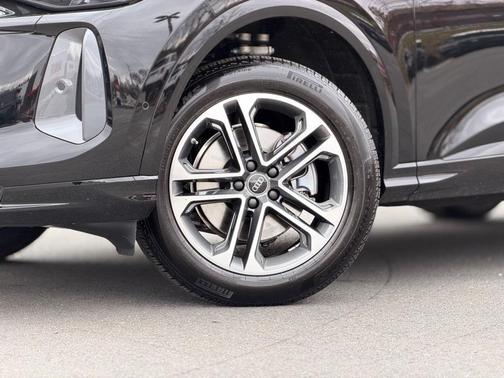 2025 Audi Q5 2.0T quattro Premium