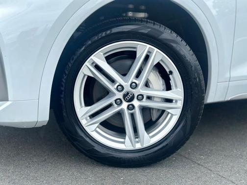 2024 Audi Q5 e 55 S line quattro Premium
