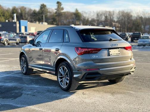 2025 Audi Q3 45 S line Premium