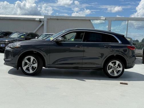 2025 Audi Q5 2.0T quattro Premium
