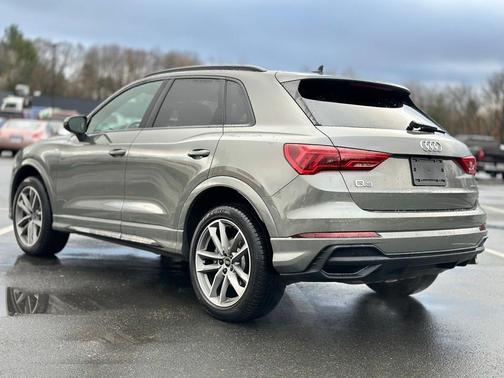 2025 Audi Q3 45 S line Premium