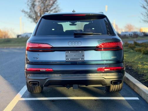2026 Audi Q7 45 Premium