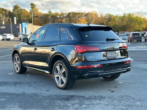 2025 Audi Q5 45 S line quattro Premium