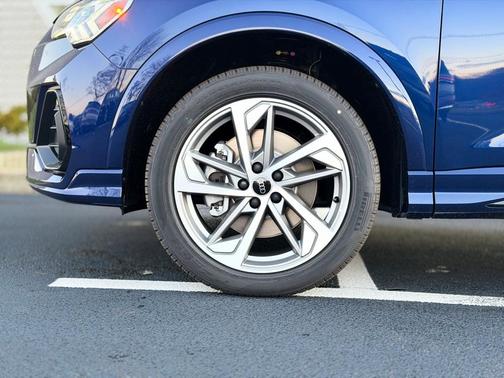 2025 Audi Q3 45 S line Premium