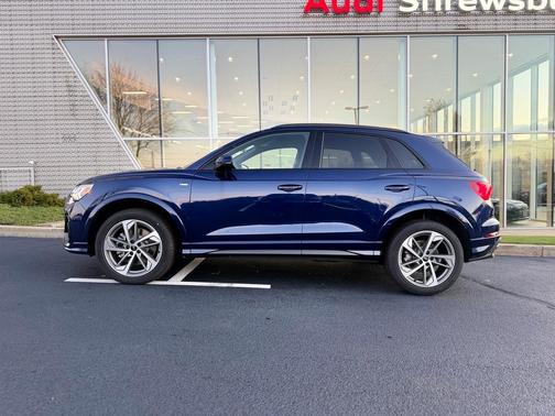2025 Audi Q3 45 S line Premium