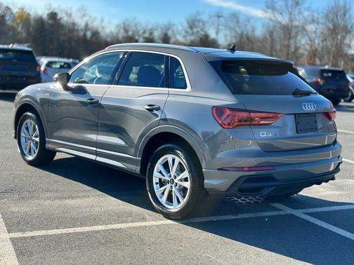 2025 Audi Q3 45 S line Premium