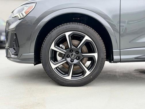 2025 Audi Q3 45 S line Premium