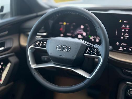 2025 Audi Q5 2.0T quattro Premium