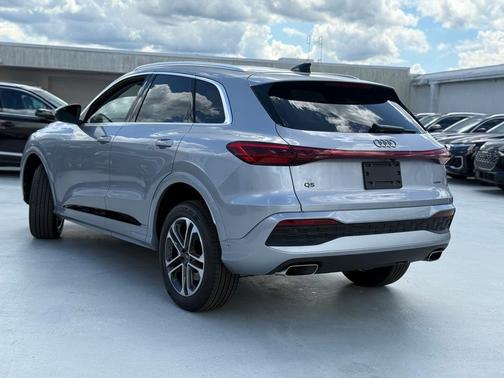 2025 Audi Q5 2.0T quattro Premium