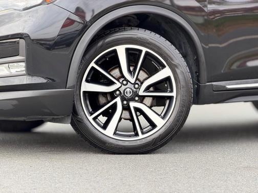 2020 Nissan Rogue SL