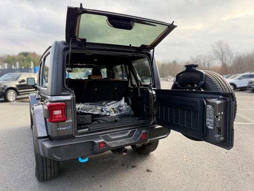 2023 Jeep Wrangler 4xe Sahara