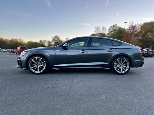 2025 Audi A5 Sportback 45 S line quattro Premium