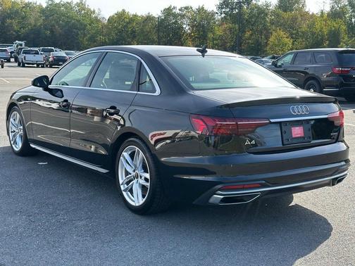 2023 Audi A4 45 S line Premium Plus