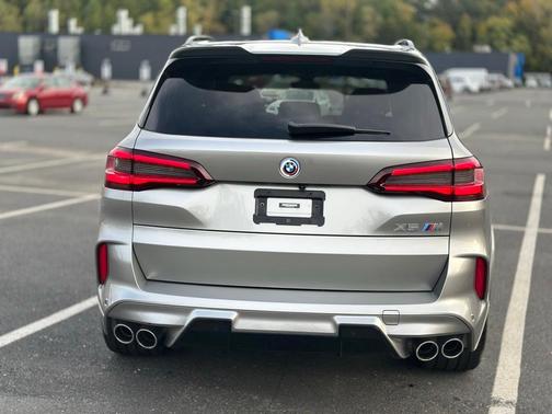 2022 BMW X5 M Base