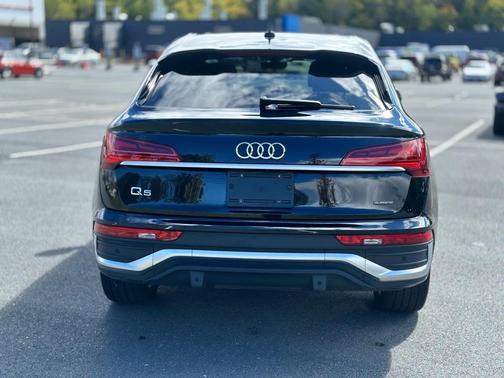 2023 Audi Q5 45 S line Premium Plus