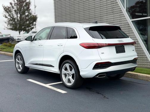 2025 Audi Q5 2.0T quattro Premium