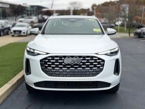 2025 Audi Q5 2.0T quattro Premium