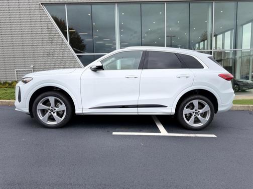 2025 Audi Q5 2.0T quattro Premium