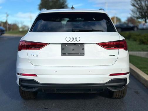 2025 Audi Q3 45 S line Premium