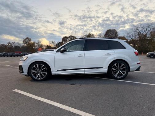 2021 Audi SQ7 4.0T Premium Plus