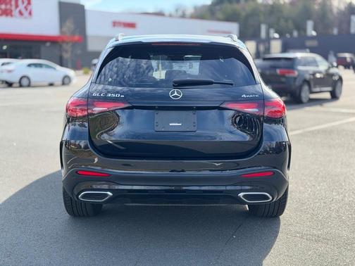 2025 Mercedes-Benz GLC 350e Base 4MATIC