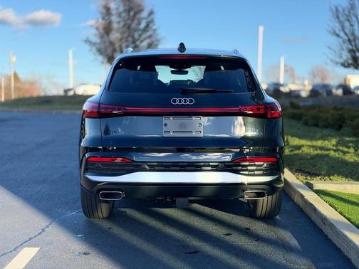 2025 Audi Q5 2.0T quattro Premium