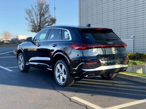 2025 Audi Q5 2.0T quattro Premium