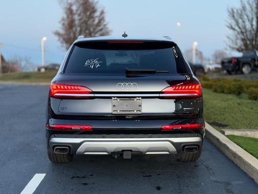 2026 Audi Q7 55 Premium Plus