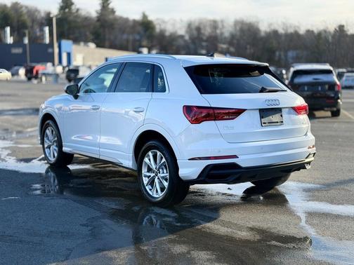 2025 Audi Q3 45 S line Premium