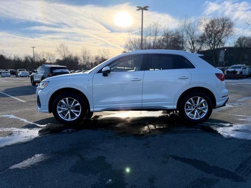 2025 Audi Q3 45 S line Premium