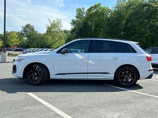 2025 Audi SQ7 4.0T Premium Plus