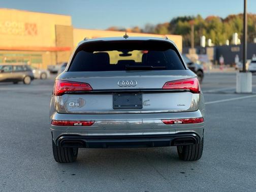 2025 Audi Q5 45 S line quattro Premium