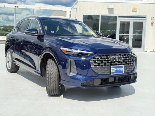 2025 Audi Q5 2.0T quattro Premium