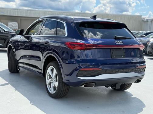 2025 Audi Q5 2.0T quattro Premium