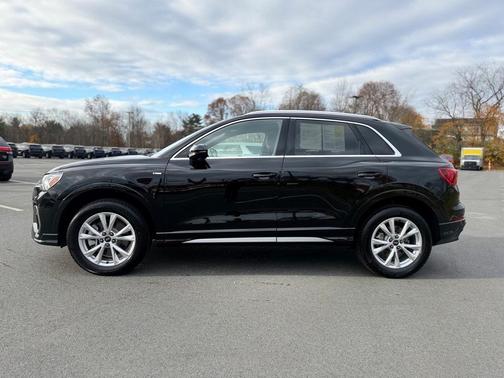 2025 Audi Q3 45 S line Premium