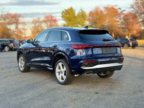 2025 Audi Q5 2.0T quattro Premium