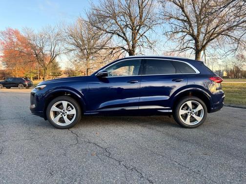 2025 Audi Q5 2.0T quattro Premium