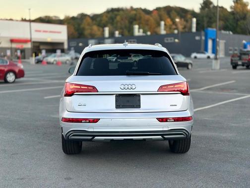 2021 Audi Q5 45 Premium