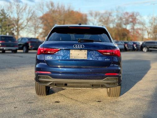 2025 Audi Q3 45 S line Premium