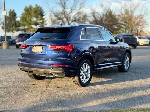 2025 Audi Q3 45 S line Premium
