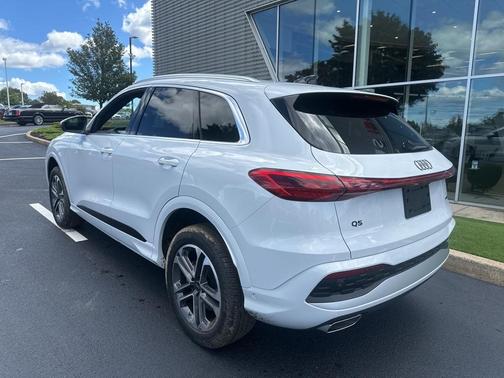 2025 Audi Q5 2.0T quattro Premium